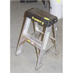 FEATHERLITE 2 FT ALUMINUM STEPLADDER