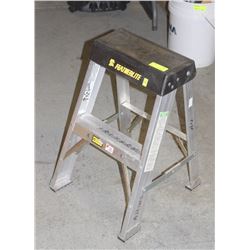 FEATHERLITE 2 FT ALUMINUM STEPLADDER