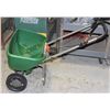 Image 1 : SCOTT FERTILIZER SPREADER