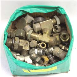 LOT OF HYDRAULIC FITTINGS