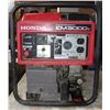 Image 1 : 3000 GENERATOR, RUNS NEEDS TUNE UP