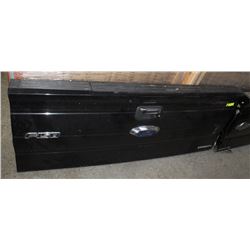 FORD F150 KING RANCH TAILGATES ON CHOICE: BLACK