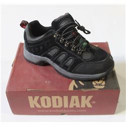 KODIAK SIZE 8 MENS WORK SHOE