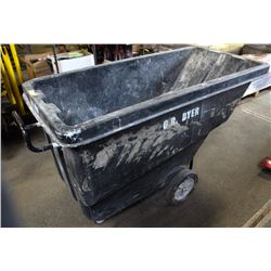 LARGE COMMERCIAL PLASTIC WASTBIN ON WHEELS