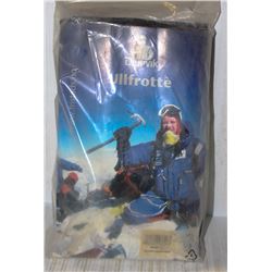 NEW PAIR OF DJUPIVIK LONG-JOHNS SIZE: L