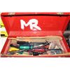 Image 1 : METAL TOOLBOX WITH CONTENTS: ASSORTED HAND TOOLS