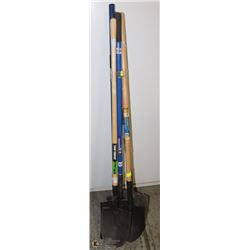 LOT OF MIXED SHOVELS