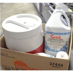 BOX OF DRINK COOLER/SANITIZER ROLLS