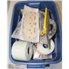 Image 1 : TOTE OF ASSORTED TROWELS AND MESH TAPE