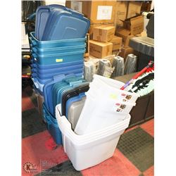 SECTION WITH 16 TOTES WITH LIDS