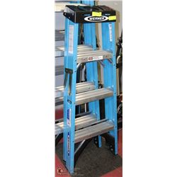 4FT WERNER FIBREGLASS LADDER