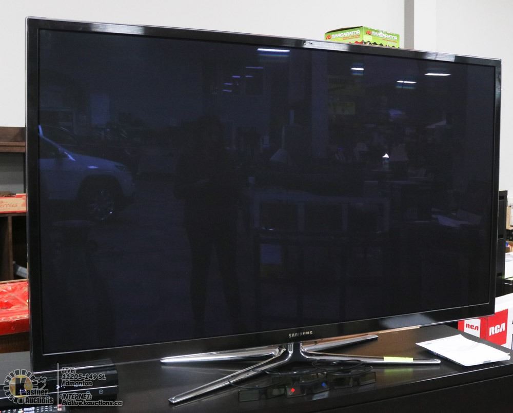 SAMSUNG 65" PLASMA TV SERIES 8+ 8000 WITH REMOTE Kastner Auctions