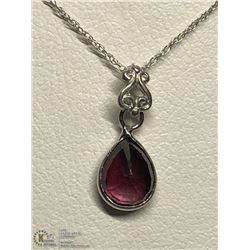 42) 14KT GOLD CHAIN SAPPHIRE PENDANT NECKLACE