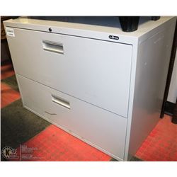 OFF WHITE 2 DRAWER FILING CABINET 36 X 18 X 27