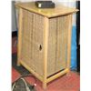Image 1 : WOOD & WICKER END TABLE   20 X 14 X 28
