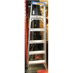 ALUMINUM 6FT LADDER