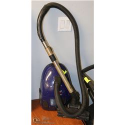 BISSEL EASY VAC VACUUM