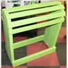 Image 1 : GREEN WOOD SADDLE HOLDER 11X29X33