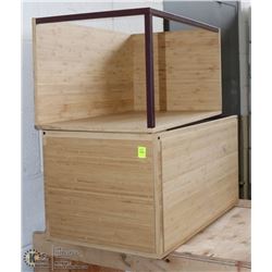 PAIR OF WOOD & METAL PLANT STANDS