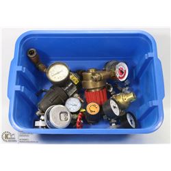 BIN OF MISCELLANEOUS PLUMBING, GAS  GAUGES