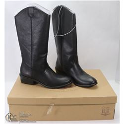 NEW GENUINE 1976 GENUINE LEATHER BOOTS SIZE 7