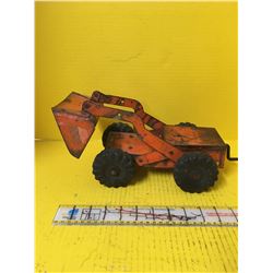ORANGE PAYLOADER - FOR PARTS ETC.