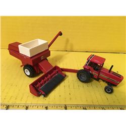 IHC 1/64 WOOD 914 COMBINE & IHC 1/64 5088 TRACTOR