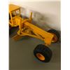 Image 4 : J.D. GRADER 772 B ERTL 22" L