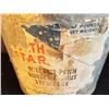 Image 2 : NORTH STAR WILLIAM PENN 5 LB. PAIL GREASE - AS FOUND