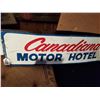 Image 3 : ORGINAL HOTEL COURTESY CAR TIN SIGN 36"X7"