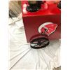 Image 8 : DOUBLE OIL LUBESTER ON WHEELS, REDONE TO RED INDIAN
