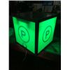 Image 7 : PARKING SIGN 4 SIDED, LIGHTS UP,