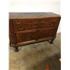 Image 2 : LIONS PAW BUFFET, ¼ CUT OAK