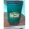 Image 1 : JOHN DEERE CORN PLANTER CANISTER