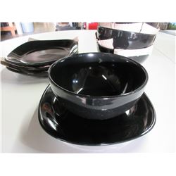 Set of 4 New Black Soup Bowls with Plates