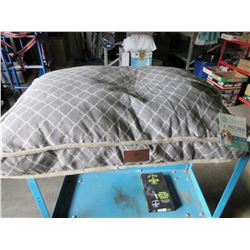 American Kennel Club Dog Bed 27 x 36