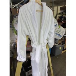 High quality Fine Turkish 100% Cotton Robe / small / wash in cold water