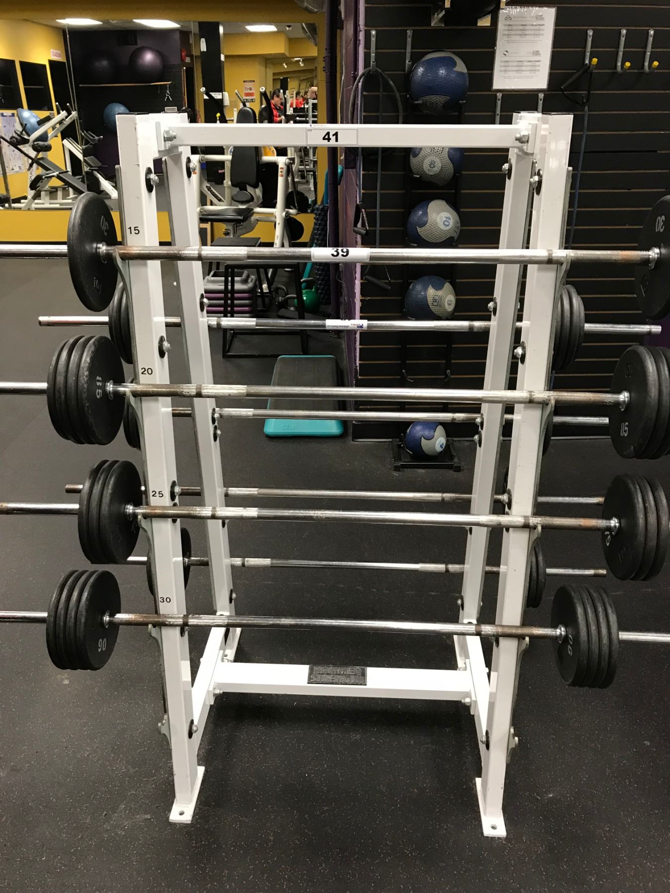 HAMMER STRENGTH 10 STATION BARBELL RACK