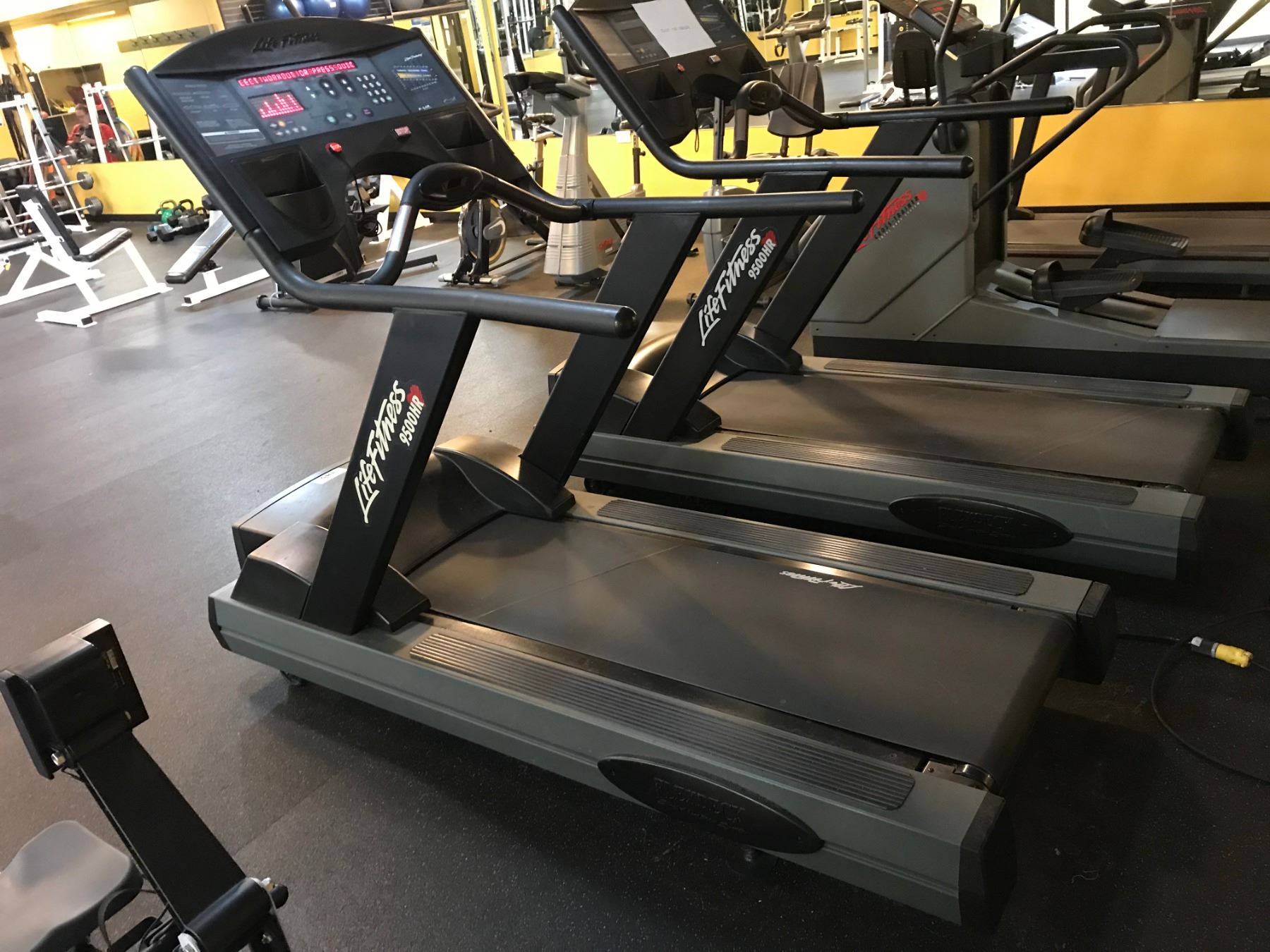 LIFE FITNESS 9500 HR COMMERCIAL TREADMILL - Able Auctions