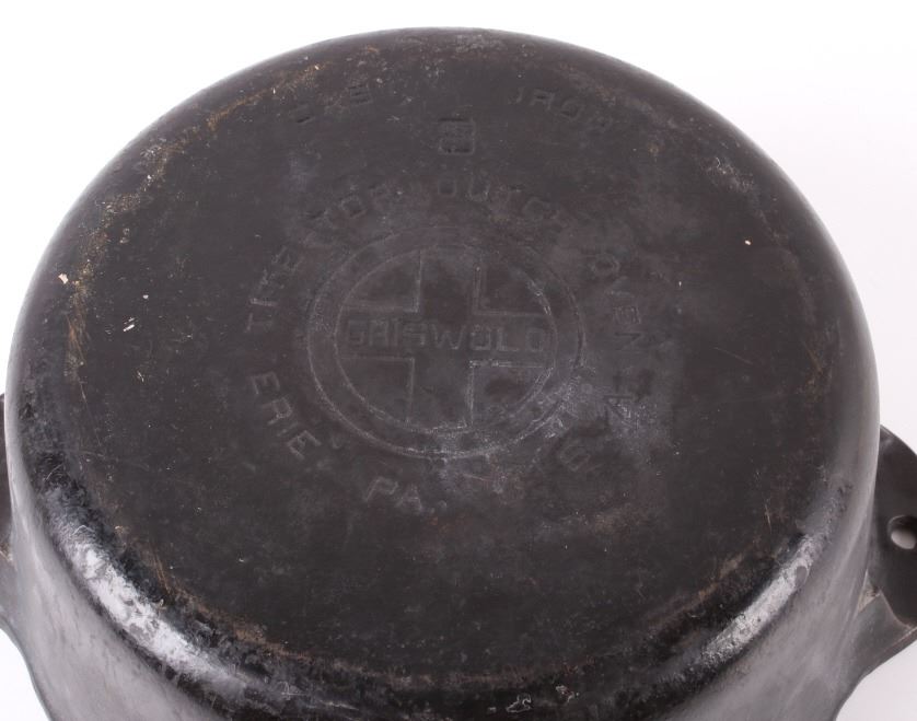 Griswold "8" TiteTop Dutch Oven/ Self Basting Lid