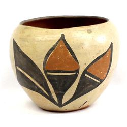 Vintage Santo Domingo Pottery Jar