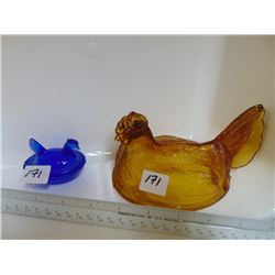 MINI BLUE LAYING HEN COBALT BLUE 2X6" GOLD TOP ONLY, MISSING BASE