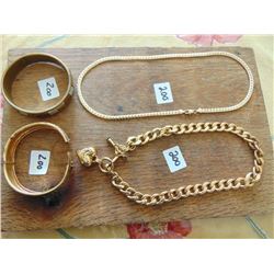 GOLD TONE, CHAINS & BRASS TONE BRACELETS