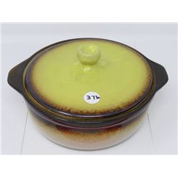 YELLOW MEDALTA LIDDED CASSEROLE, NO CHIPS/CRACKS