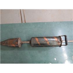 THE FENNEL MFG CO. VACUUM , MUNCIE IND. FIRST VACUUM MODEL, EARLY 1900S