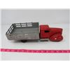 Image 2 : ANTIQUE DELIVERY DIE CAST TRUCK 1930S