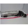 Image 3 : 21" KENWORTH OIL TANKER