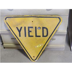 1940 YIELD SIGN & STOP SIGN
