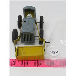 MARK HIGH LIFT LOADER 5"