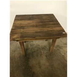 PRIMITIVIE PINE TABEL 36W, 33D 31H